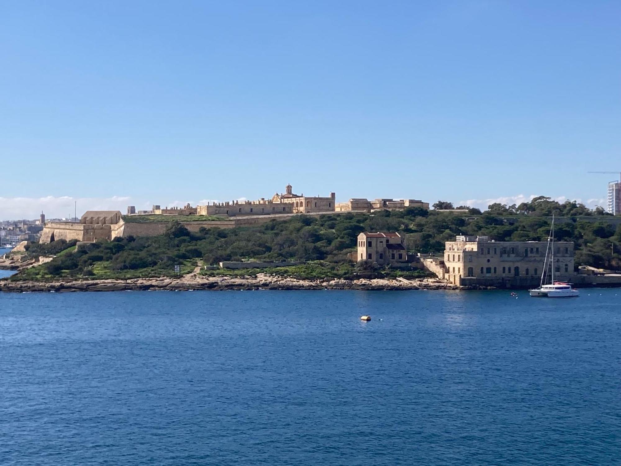 Charming Central Townhouse In Sliema Steps From Promenade And Sliema Ferry Exterior photo