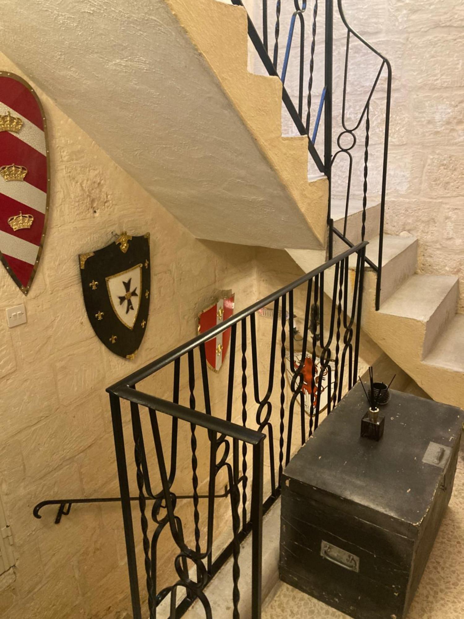 Charming Central Townhouse In Sliema Steps From Promenade And Sliema Ferry Exterior photo